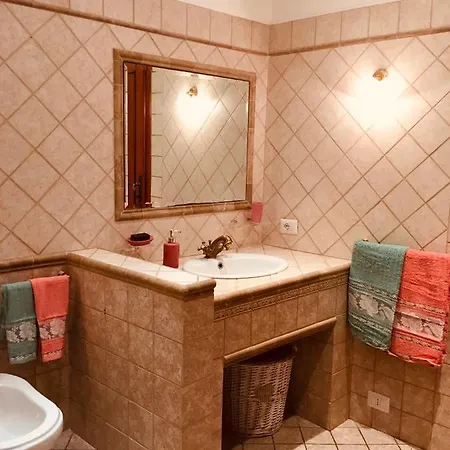 شقة L' Attichetto تْشامبينو