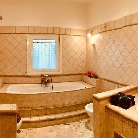 شقة L' Attichetto